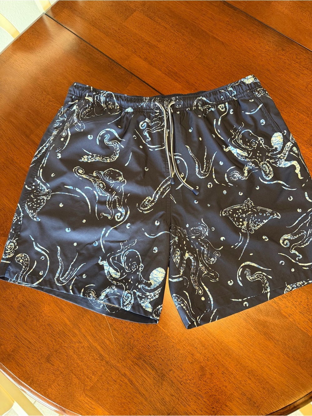 Peter Millar Summertime Swim Trunks Octopus Ocean Mens XL Mesh Lined Beach AOP